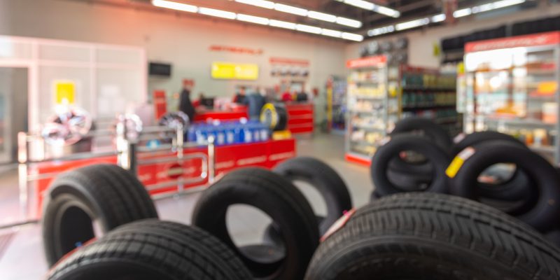 Reasons to Buy from a Local Tire Shop Instead of Online