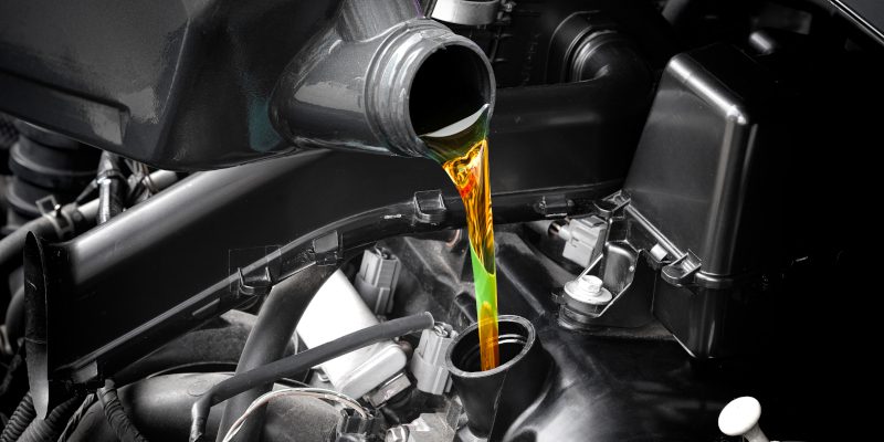 Signs It’s Time for an Oil Change Service